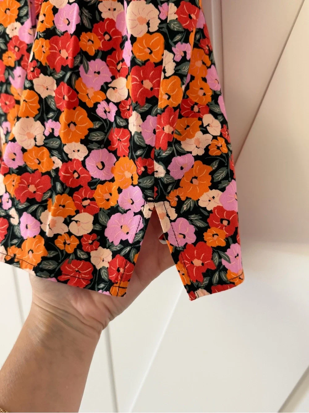 LOFT Floral Tie Neck Puff Sleeve Top Size M